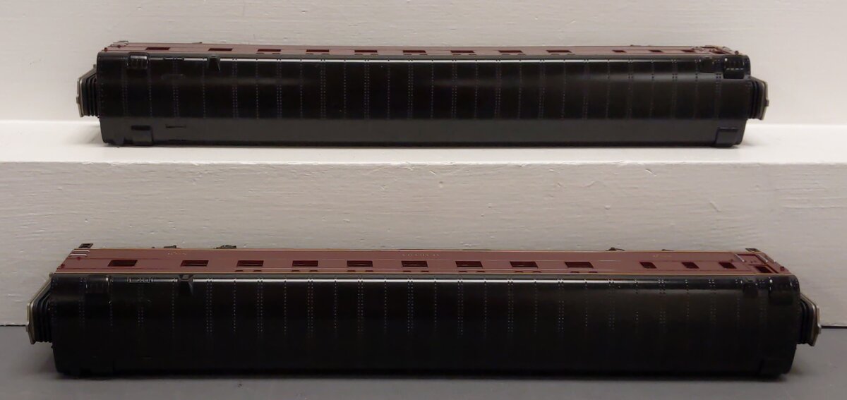 MTH 20-80007H O NS 70' Streamlined Slpr/Slpr Smooth Sided 2-Car Passenger Set
