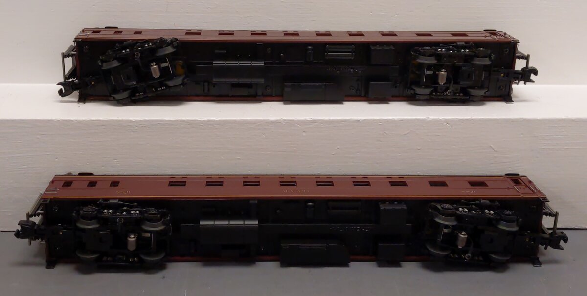 MTH 20-80007H O NS 70' Streamlined Slpr/Slpr Smooth Sided 2-Car Passenger Set