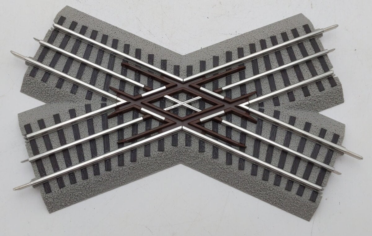 Lionel 6-12051 O FasTrack 45 Degree Crossover LN/Box