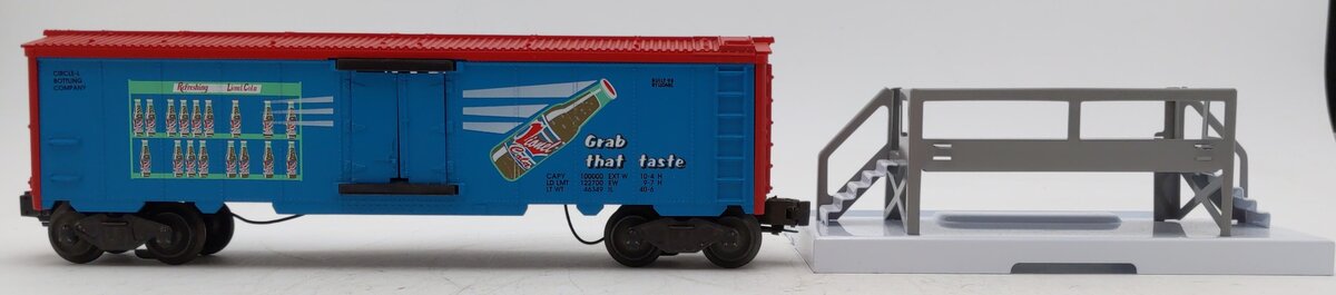 Lionel 6-16777 O Gauge Lionel Cola Operating Boxcar and Platform