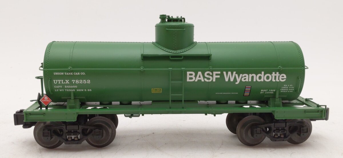Lionel 6-19614 O Gauge BASF 8,000 Gallon Tank Car #78252 LN/Box