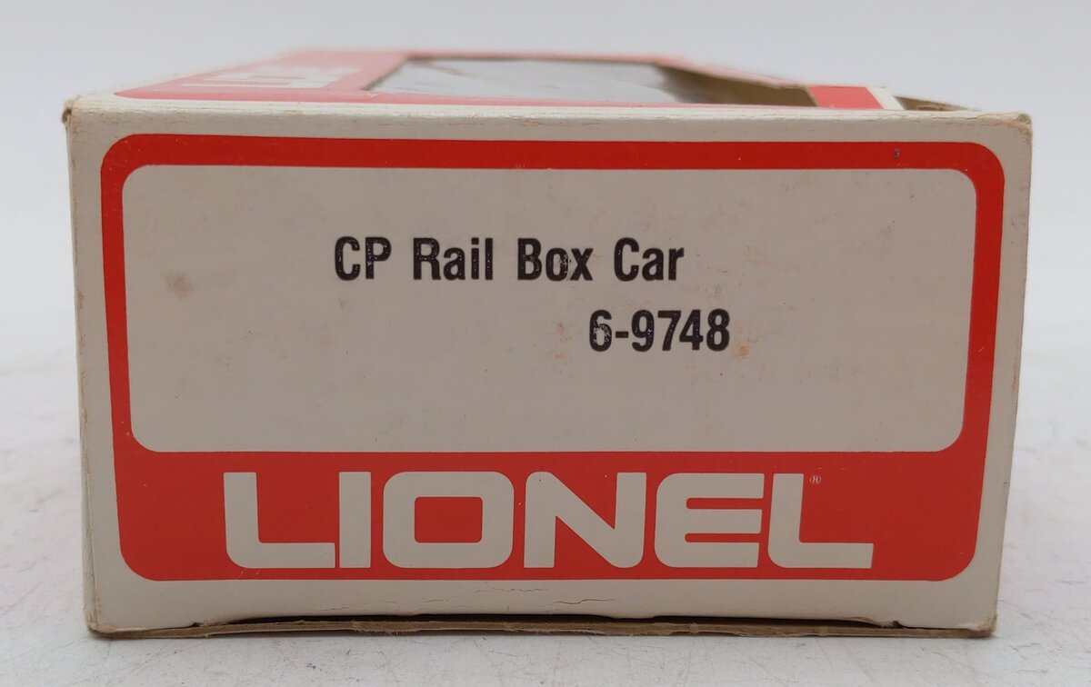 Lionel 6-9748 O Gauge CP Rail Blue Boxcar #9748 EX/Box