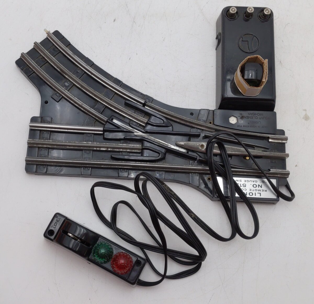 Lionel 6-5132 O Right Hand Remote Control Switch Turnout LN/Box