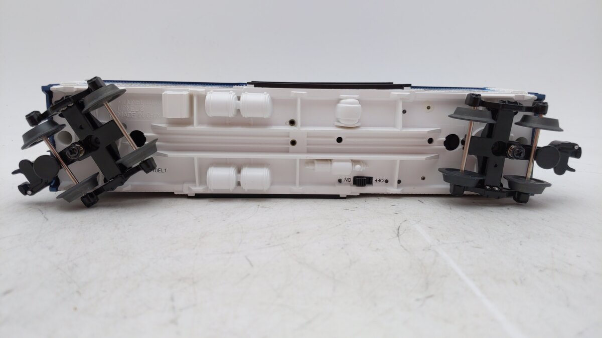 Lionel 6-29302 O Gauge Christmas Music Wood-Sided Reefer LN/Box