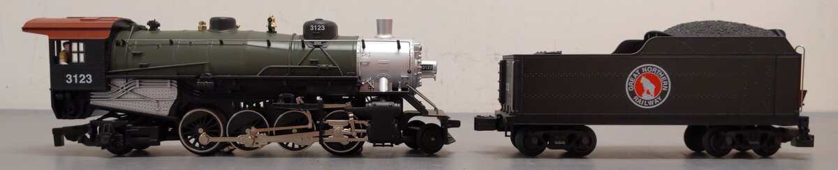 Lionel 6-81296 GN LionChief Plus 2-8-2 Mikado Steam Locomotive & Tender #3123