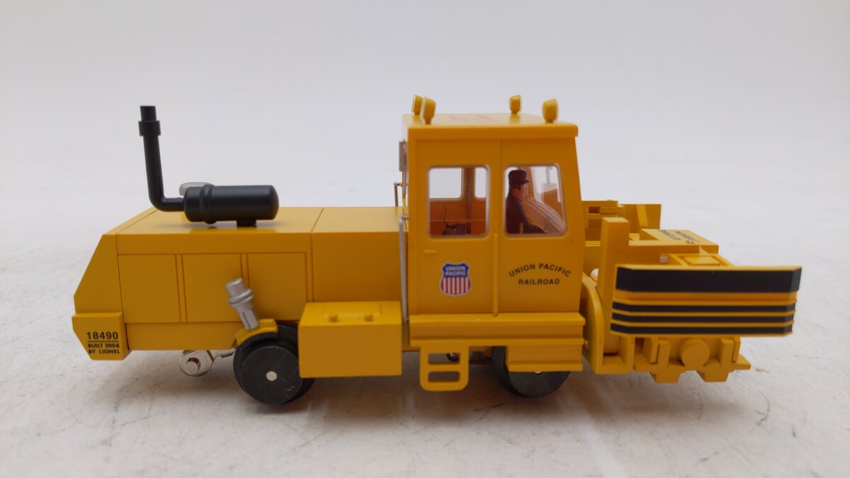 Lionel 6-18490 O Gauge Union Pacific Ballast Tamper