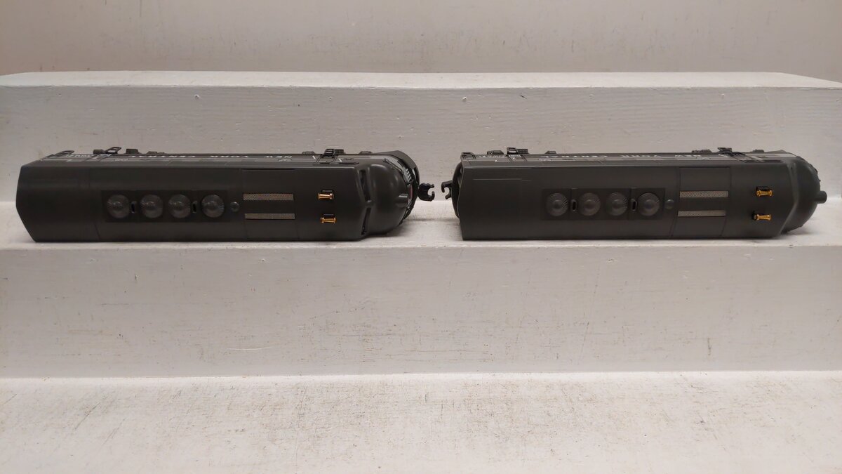 Lionel 6-18135 Lionel Century Club 2333 New York Central F3 A-A Diesel Set LN/Box