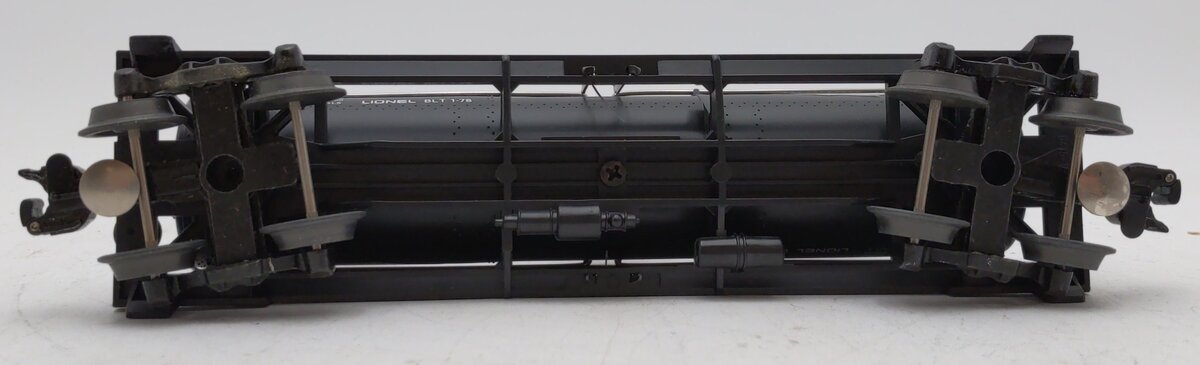 Lionel 6-9138 O Gauge Sunoco Triple Dome Black Tank Car