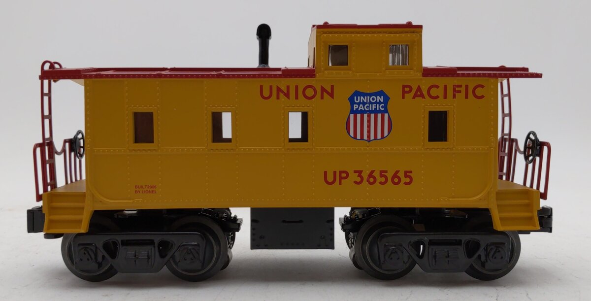 Lionel 6-36565 O Gauge Union Pacific Illuminated Caboose #36565