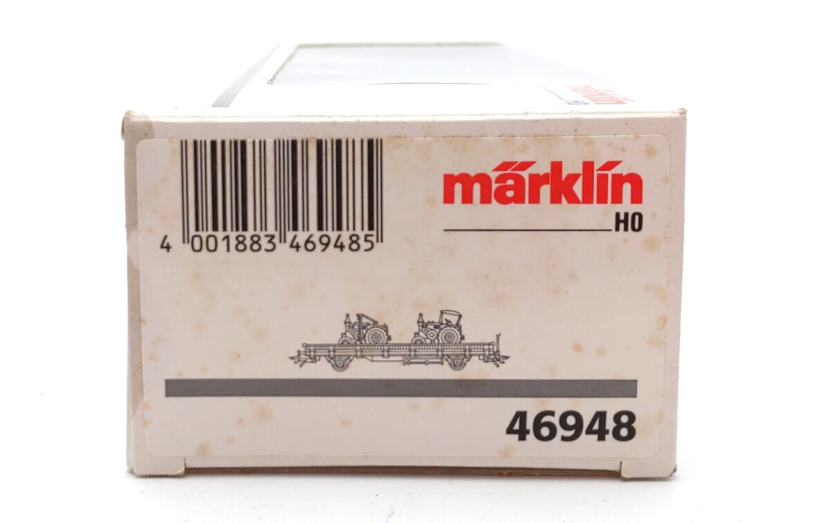 Marklin 46948 HO DB Flatcar w/ 2 Tractors
