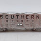 Bowser 42240 HO Southern 70-Ton 2-Bay Covered Hopper #319070