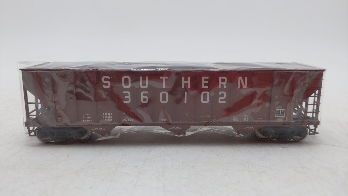 Bowser 42407 HO Southern 100-Ton 3-Bay Open Hopper #360102