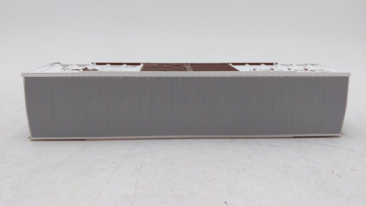 Athearn 27207 HO McCloud River RTR 50' FMC Centered Double Door Box Car #2089