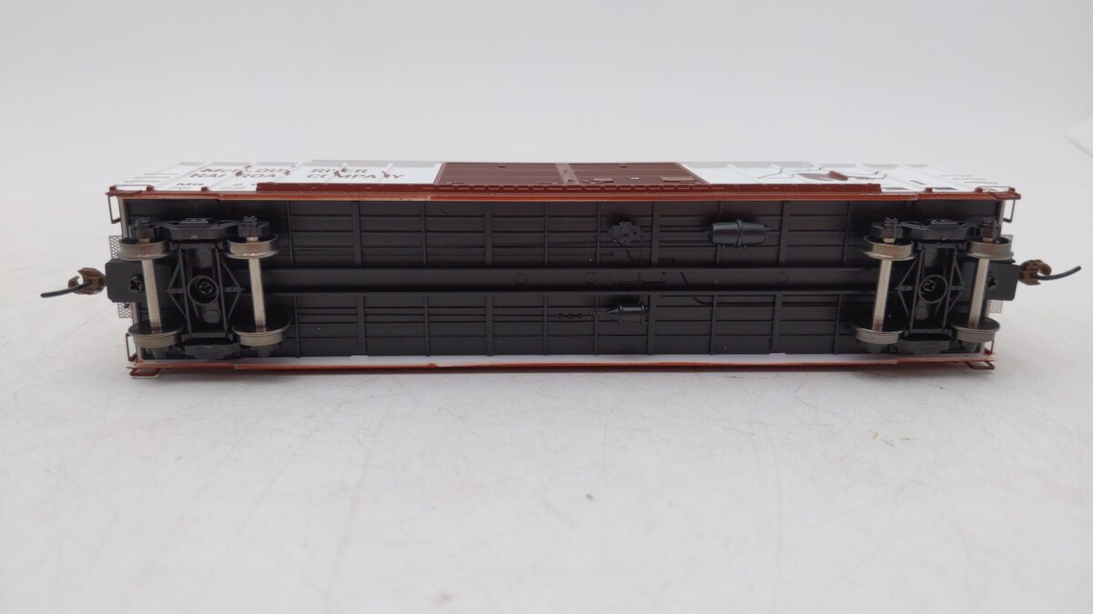 Athearn 27209 HO McCloud River RTR 50' FMC Centered Double Door Box Car #2156