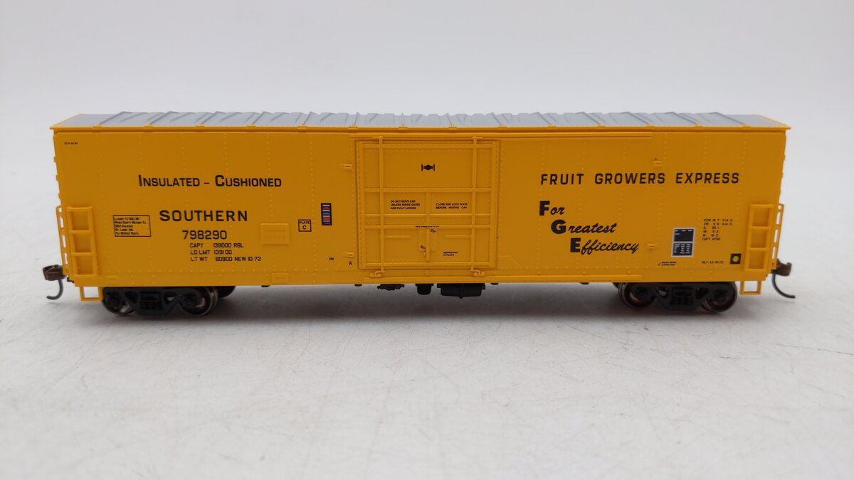 Athearn 85792 HO FGE/SOU 50' Superior Door Boxcar #798290