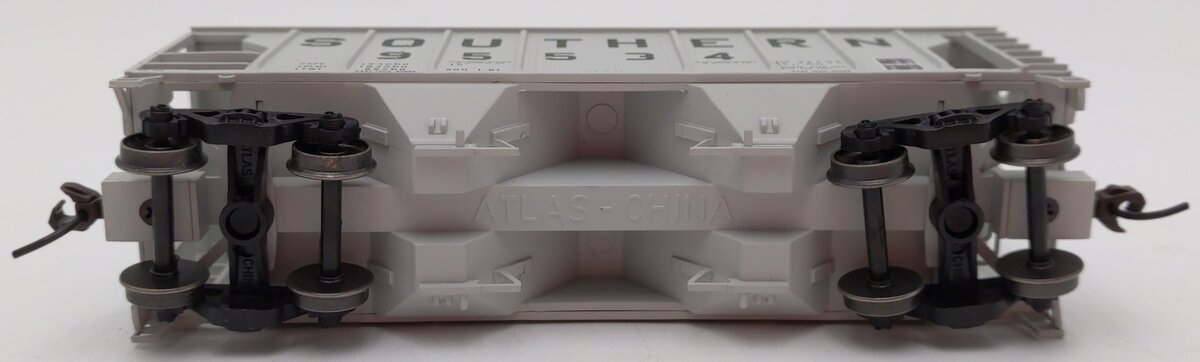 Atlas 20002375 HO Scale Southern Railway Covered Hopper #95534