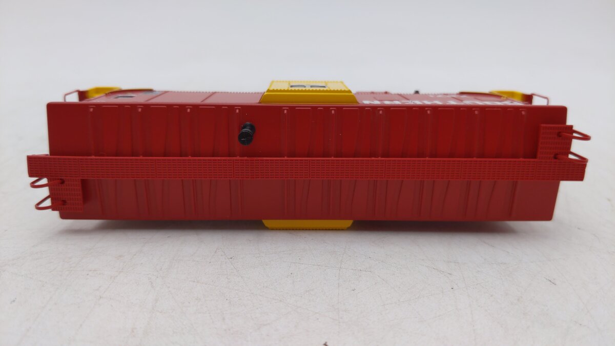 Roundhouse 90177 HO Bay Window Caboose Southern #X271