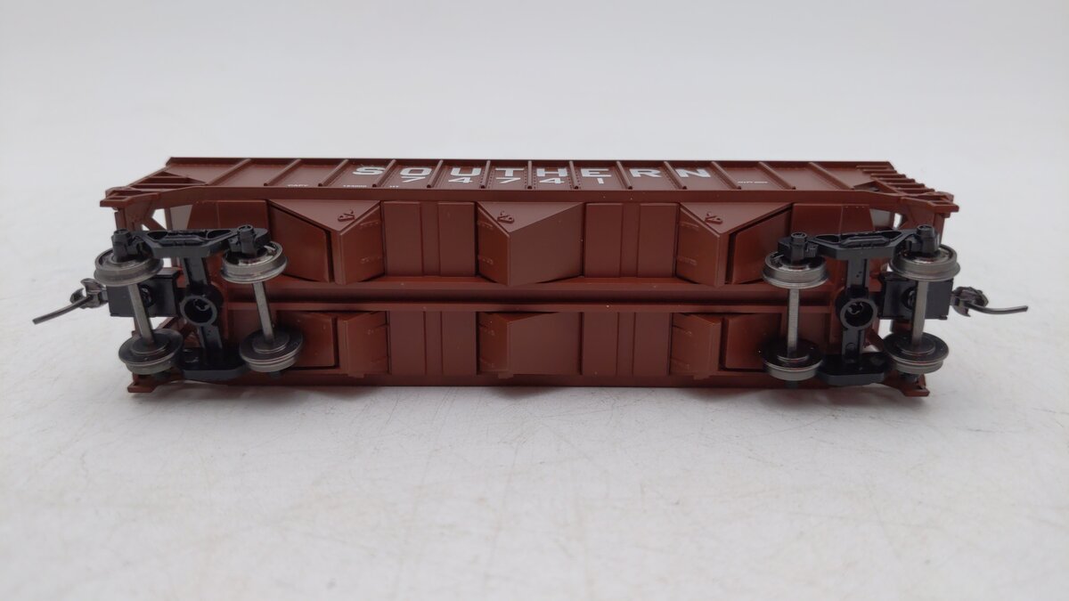 Bowser 41272 HO Southern 70 Ton 12 Panel Hopper Car #74741