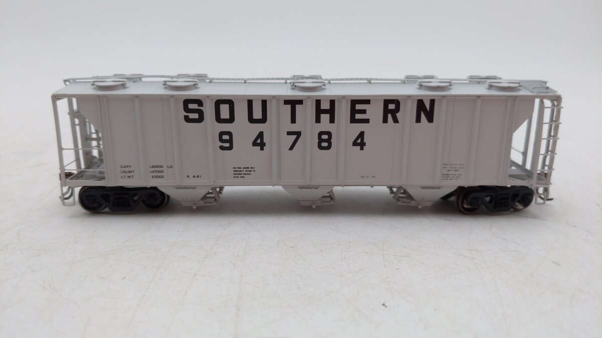 Athearn 89088 HO Southern Pacific PS-2 2893 3-Bay Covered Hopper #94784