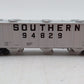 Athearn 89089 HO Southern Pacific PS-2 2893 3-Bay Covered Hopper #94829