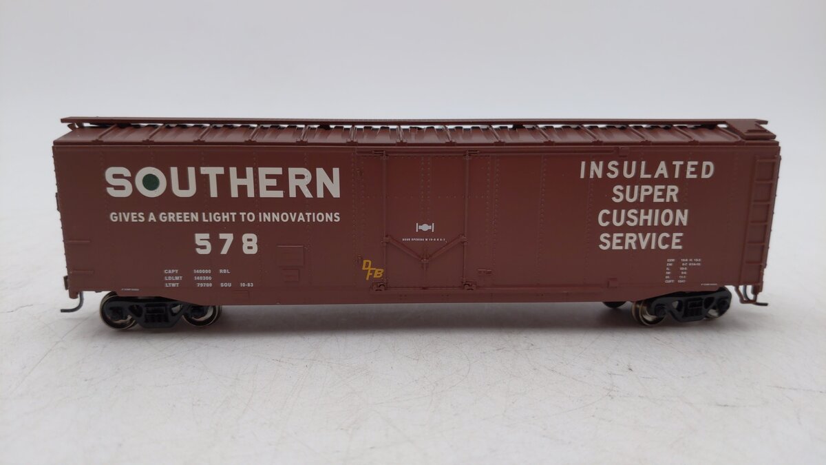 Athearn 71939 HO Scale Southern 50' SS Plug Door Boxcar #578