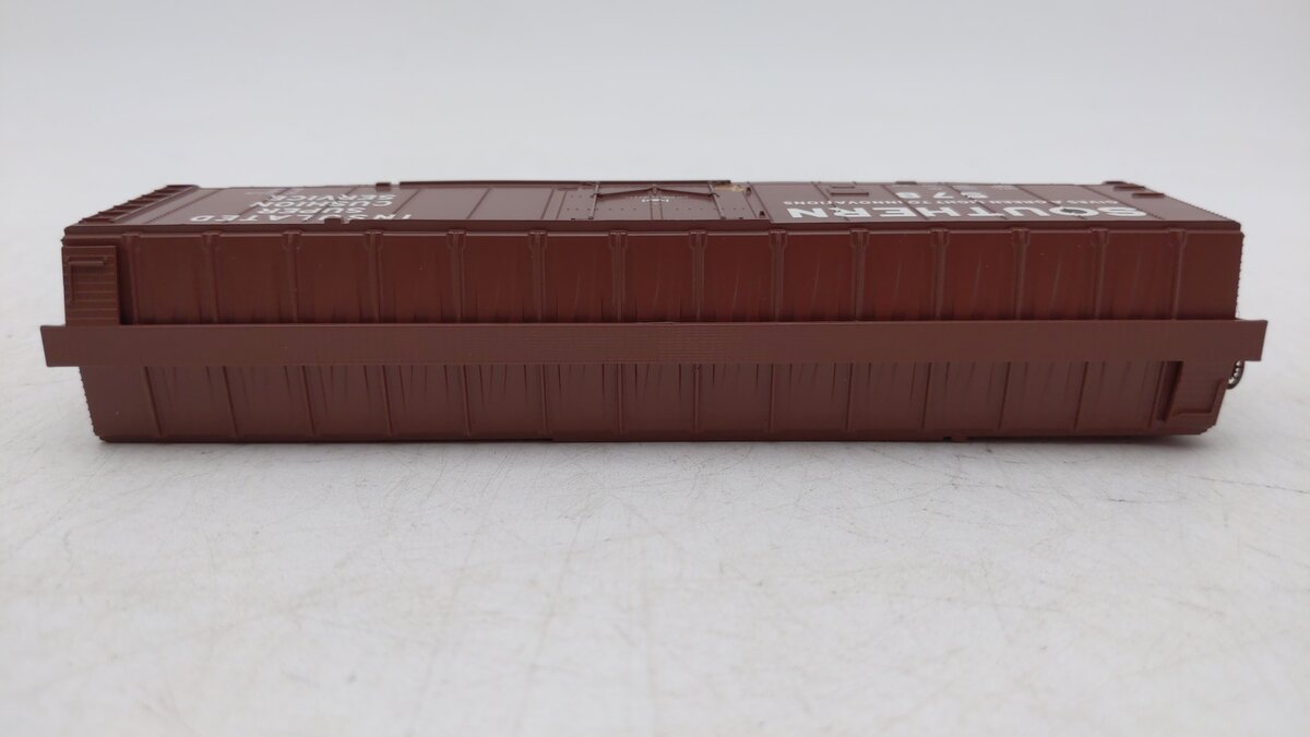 Athearn 71939 HO Scale Southern 50' SS Plug Door Boxcar #578