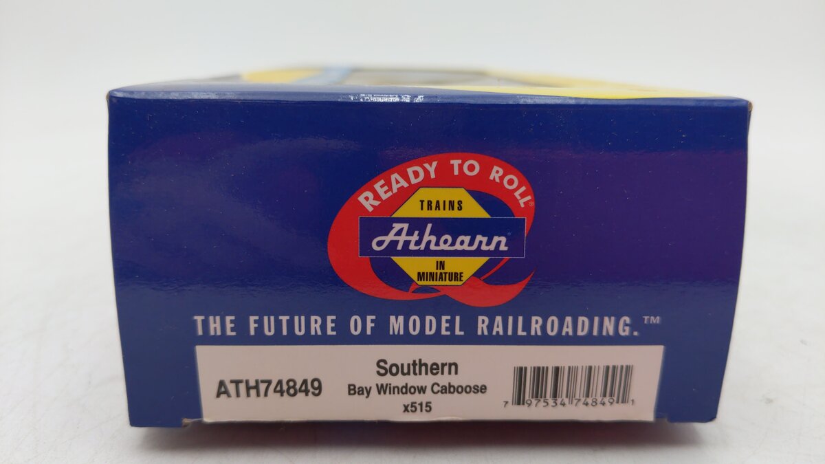 Athearn 74849 HO RTR Southern Bay Window Caboose #X515