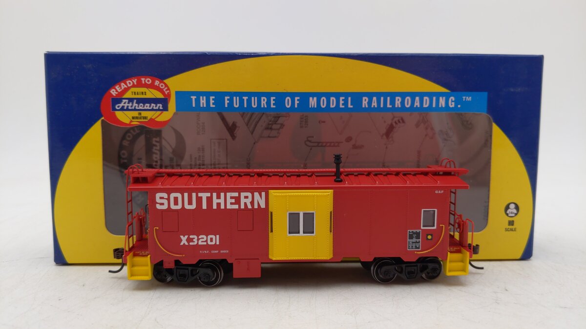 Athearn 74850 HO Southern Bay Window Caboose #X3201