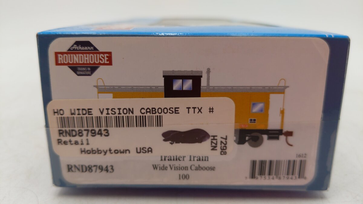 Roundhouse 87943 HO Scale Trailer Train Wide Vision Caboose #100 LN/Box