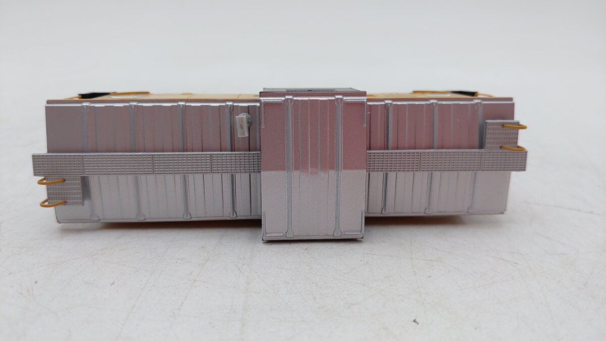 Roundhouse 87944 HO Trailer Train Wide Vision Caboose #111