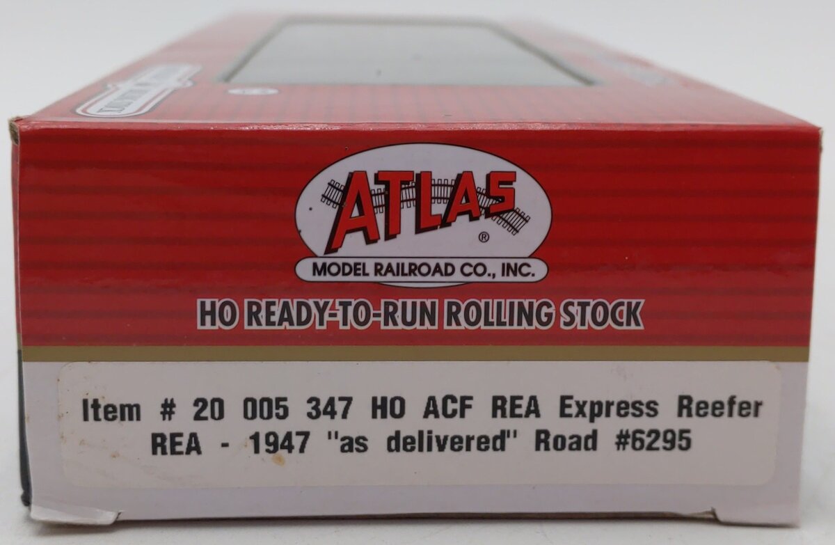 Atlas 20005347 HO Railway Express Agency Steel Express Reefer Car #6295
