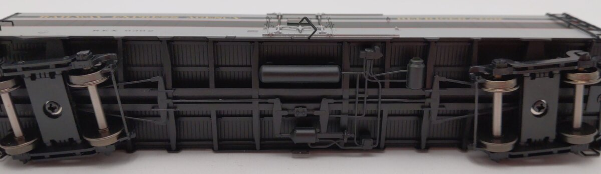Atlas 20005348 HO Railway Express Agency Steel Express Reefer Car #6362