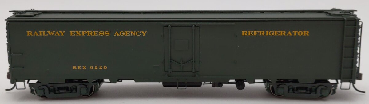 Atlas 20001963 HO Scale REA Express Reefer #6220