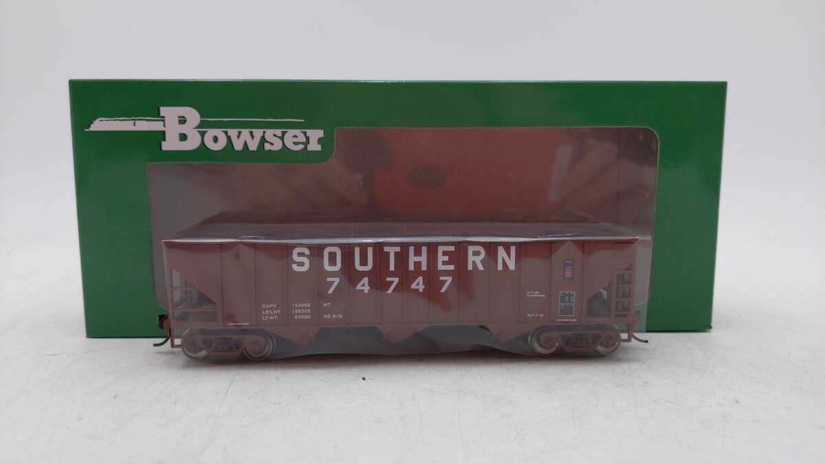 Bowser 42940 HO Southern 70 Ton 12 Panel Triple Hopper Car #74747