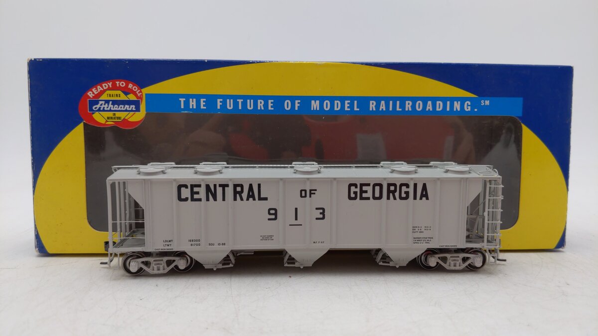 Athearn 89022 Central of Georgia PS2 2893 Covered Hopper #913