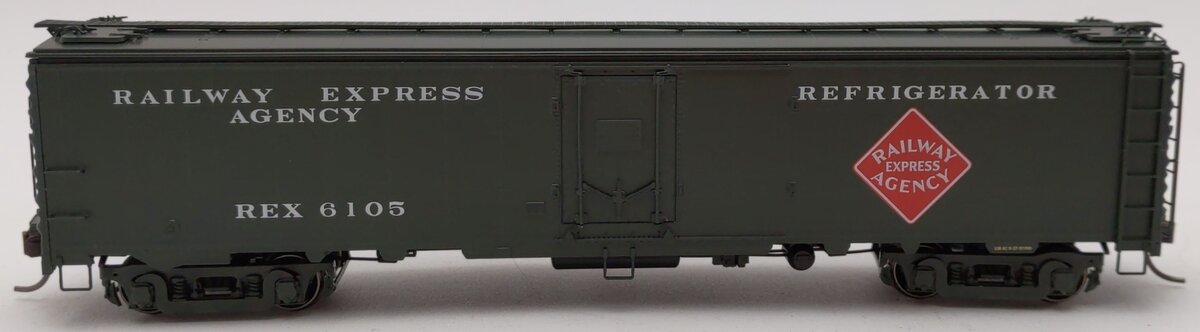 Atlas 20005351 HO Railway Express Agency MID Steel Express Reefer Car #6105
