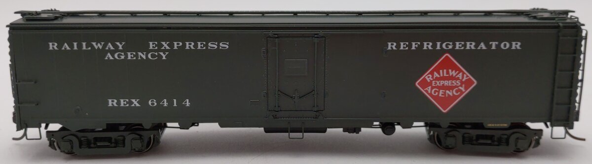 Atlas 20005352 HO Railway Express Agency MID Steel Express Reefer Car #6414