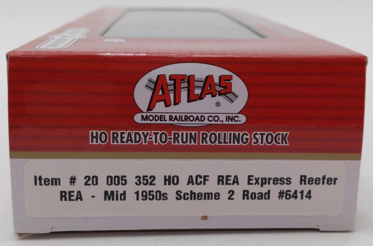 Atlas 20005352 HO Railway Express Agency MID Steel Express Reefer Car #6414