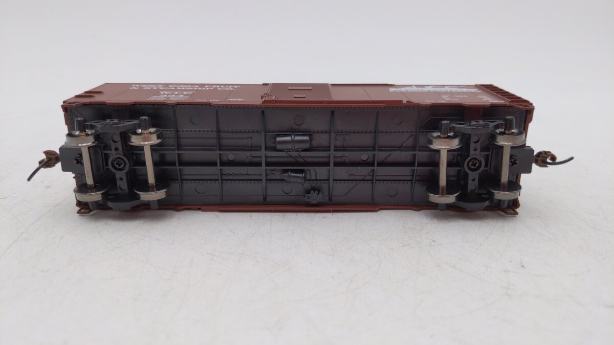 Athearn 73544 HO West India Fruit 40' Youngstown Door Boxcar RTR #334
