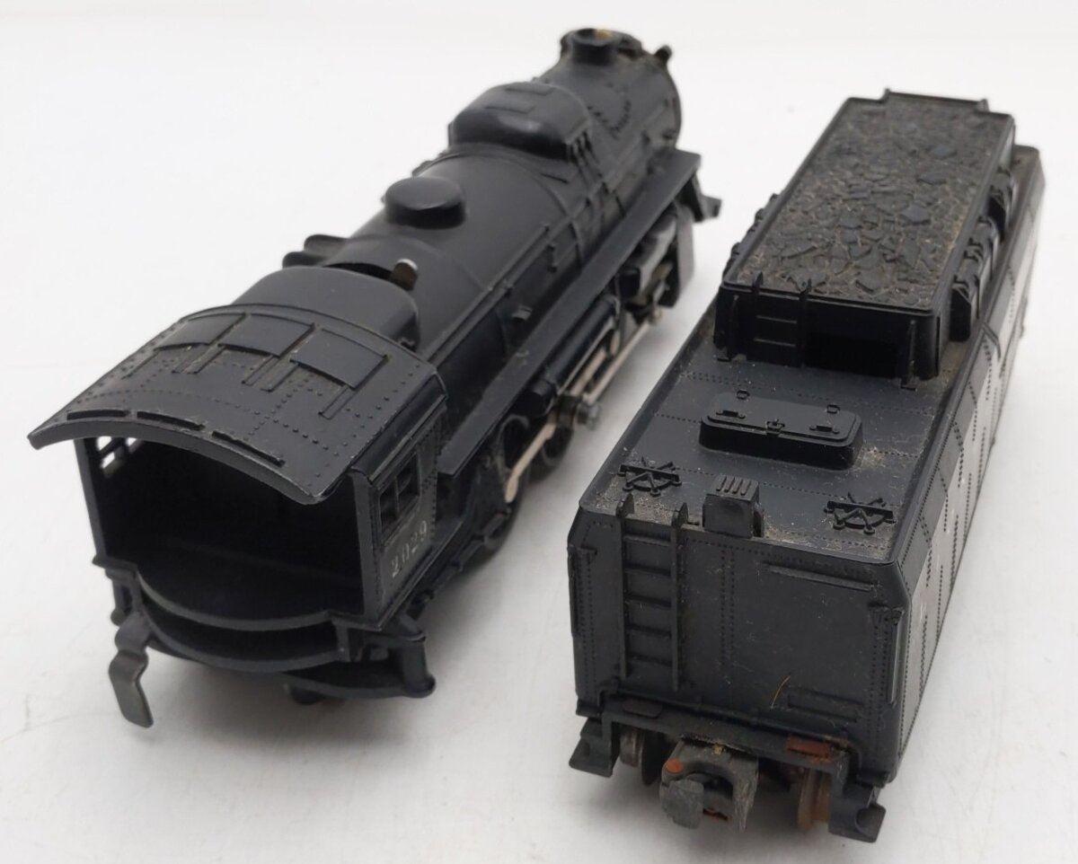 Lionel 2029 Vintage O 2-6-4 Die-Cast Steam Locomotive w/234W Tender VG