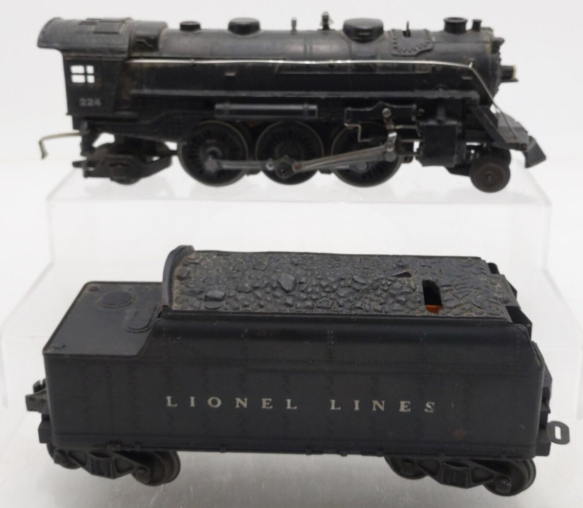 Lionel 224 Vintage O 2-6-2 Die-Cast Steam Locomotive (Late) w/6466W Tender VG