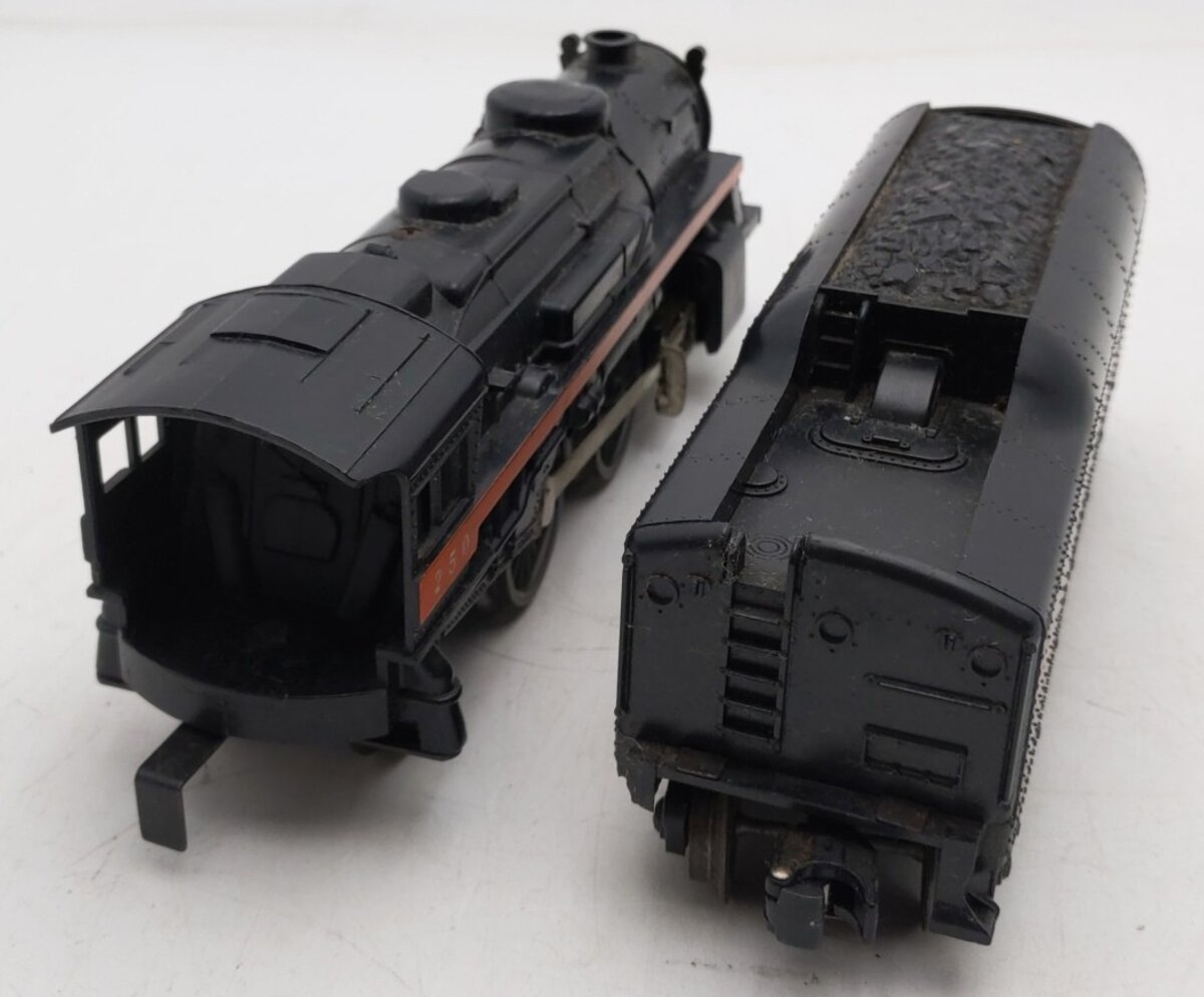 Lionel 250 Vintage O Pennsy Orange Stripe 2-4-2 Steam Loco with 250T Tender VG