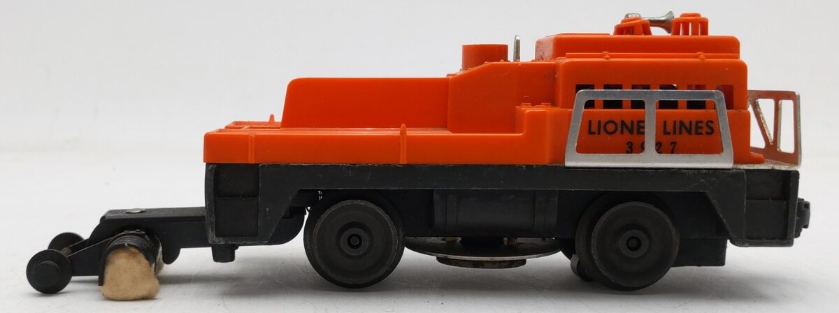 Lionel 3927 O Vintage Postwar Motorized Track Cleaner Car #3927 VG