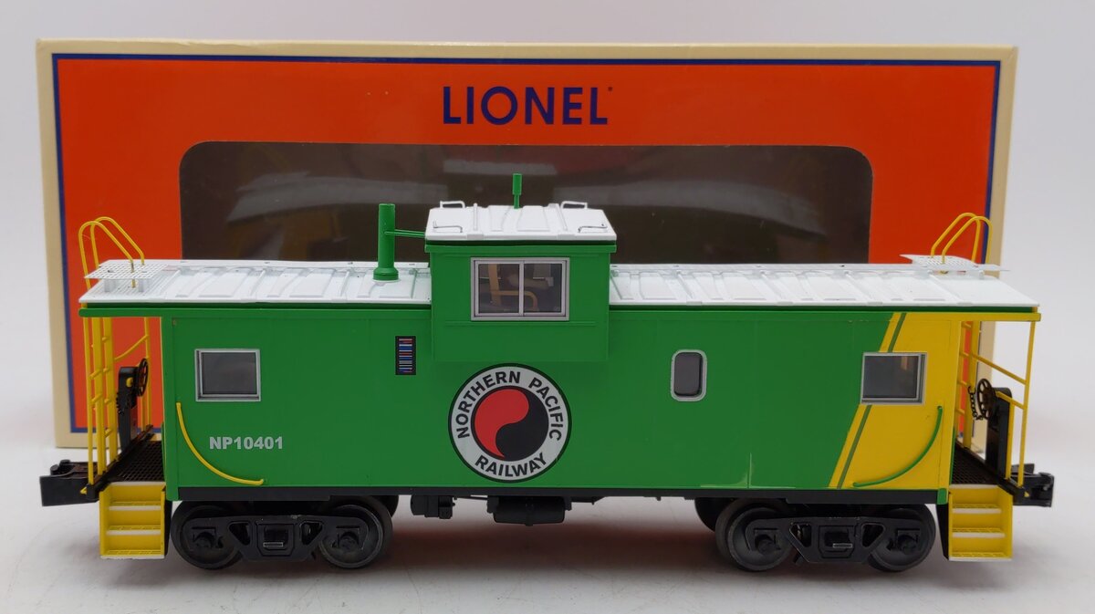 Lionel 2226170 O Northern Pacific CupolaCam Caboose #10401