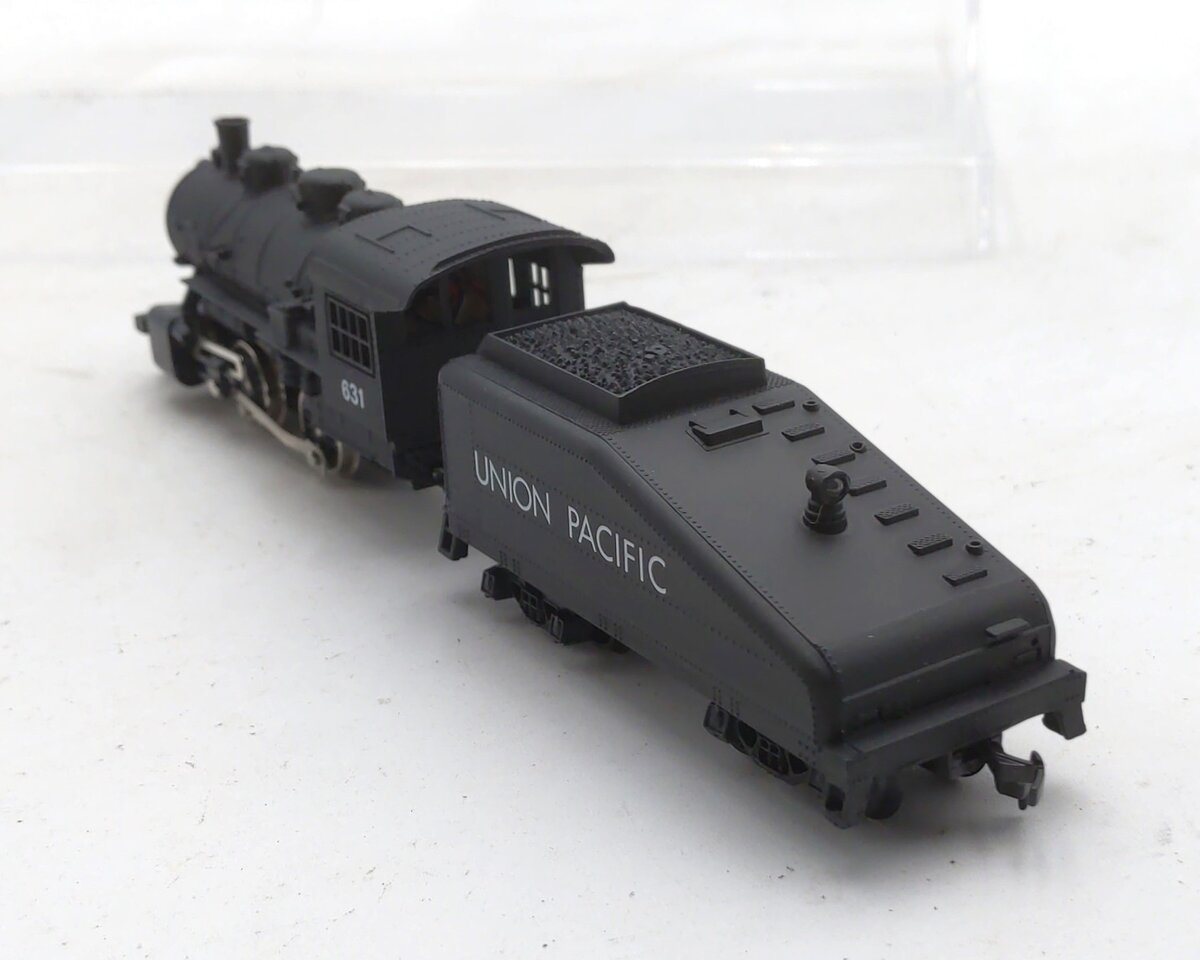 IHC 8004 HO Scale Union Pacific 0-4-0 Switcher Diesel & Tender #631 LN/Box