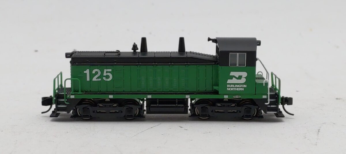 Broadway Limited 3876 N Burlington Northern EMD SW7 Diesel Loco Sound/DCC #125