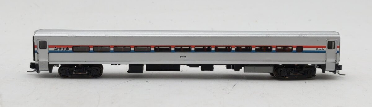 Rapido Trains 528002 N Scale Amtrak Horizon Coach #54032