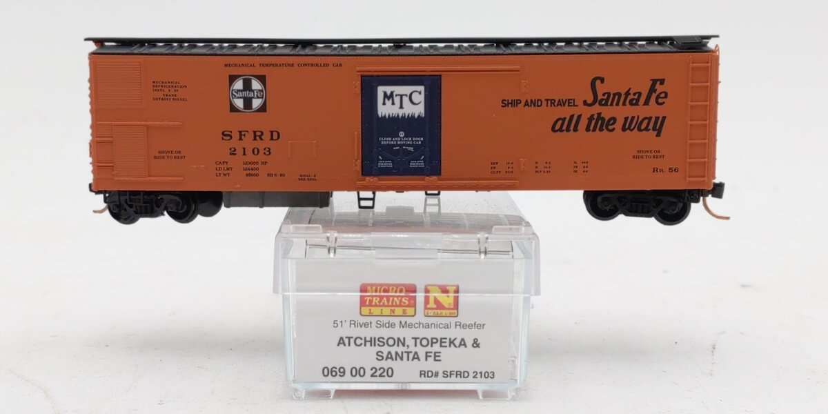 Micro-Trains 06900220 N ATSF 51' 3/4