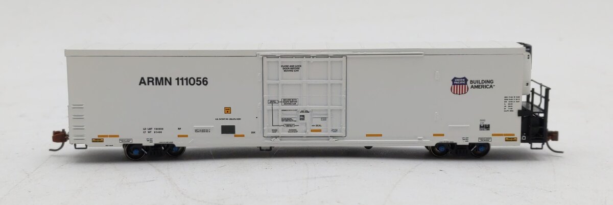 Atlas 50004462 N Scale Union Pacific 64' Trinity Reefer #111056