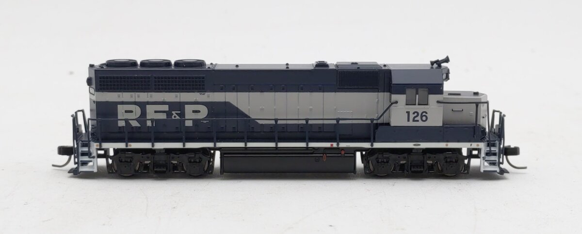 Atlas 40004155 N Richmond Fredericksburg & Potomac GP40 Diesel Locomotive #126